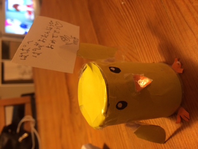 トイレットペーパーで作った鳥 トイレットペーパーで作った鳥